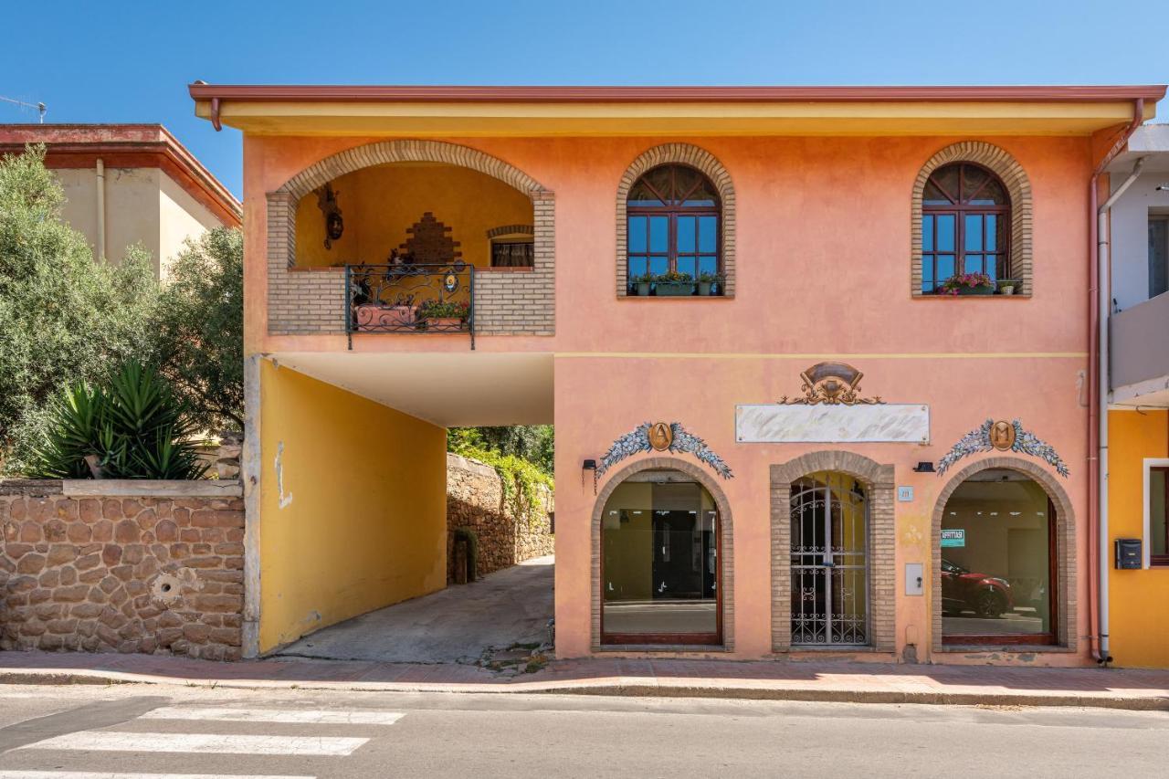 Casa Vacanza De Dinu SantʼAnna Arresi Exterior foto